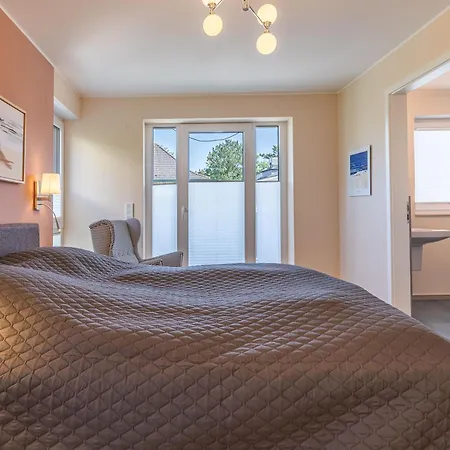 Duenenhaus Steuerbord, 138 Apartamento Lübeck